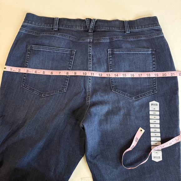 NWOT Duluth Trading Co Denim Capri Straight Leg Dark Wash Stretch Women’s Sz 16W - Picture 5 of 10
